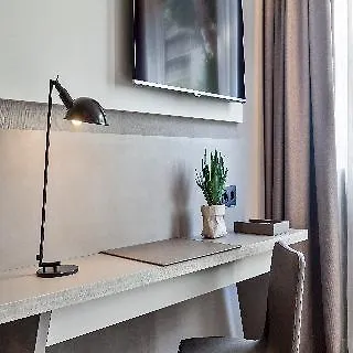 对角线之上酒店 4*