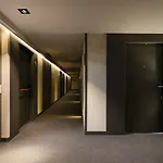 Upper Diagonal Hotel