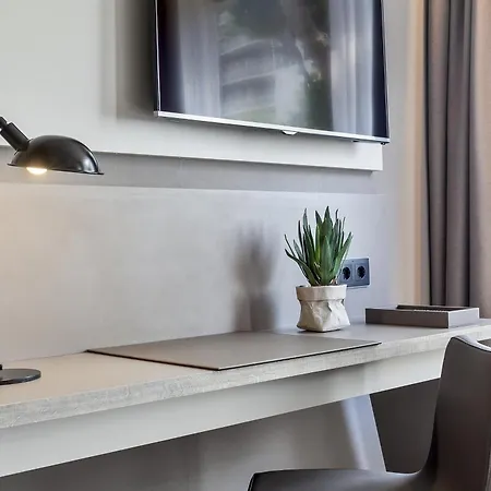 Upper Diagonal 4* Barcelona