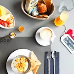 Hotel Upper Diagonal 4*