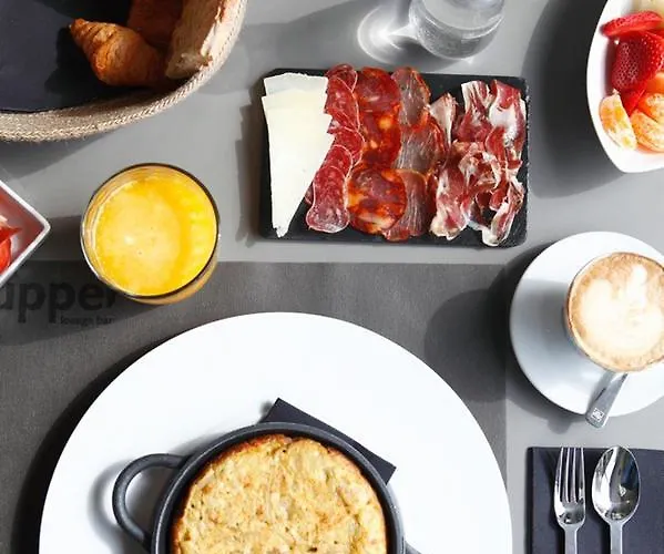 Upper Diagonal Szálloda