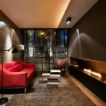 Ξενοδοχείο Upper Diagonal 4*